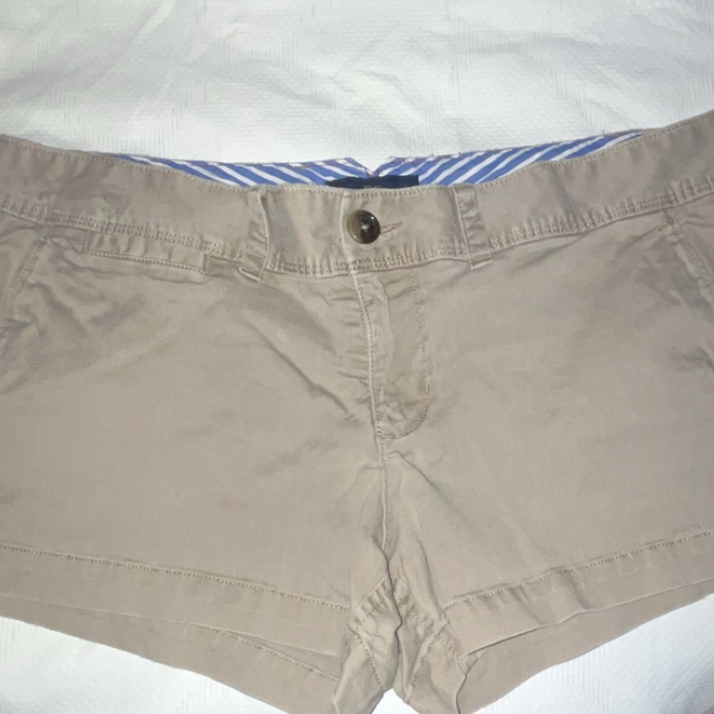 American Eagle Outfitters Tan Women's Shorts